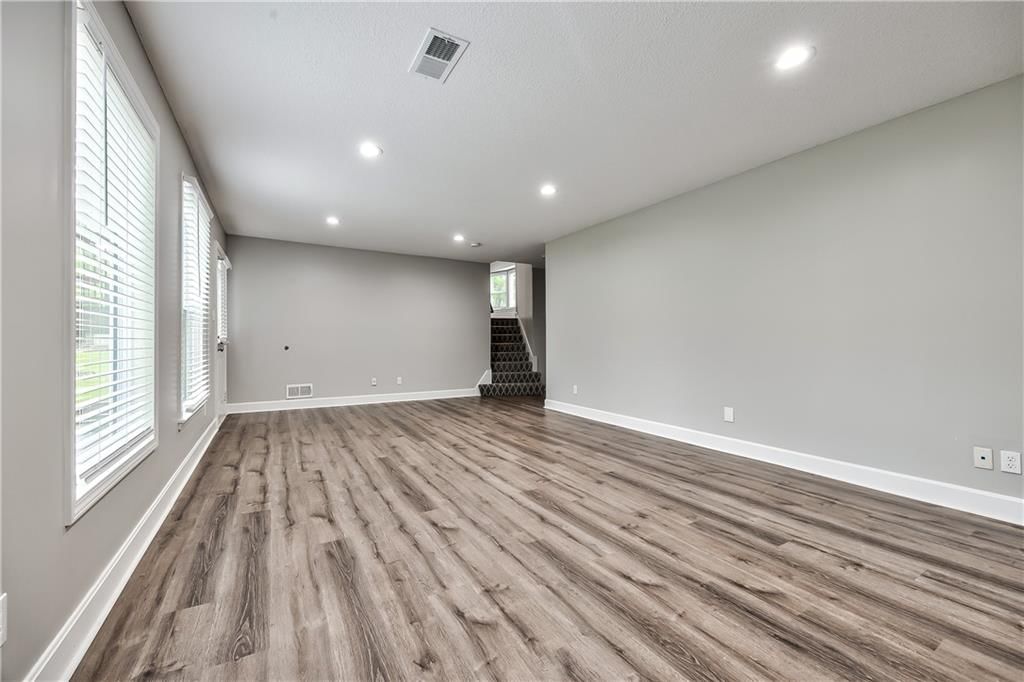 16402 Riggs Road — photo 25