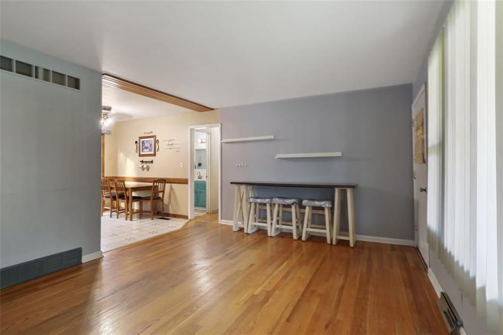 Photo 5 of 24 - 1603 NE 75th Street, Gladstone, MO 64118