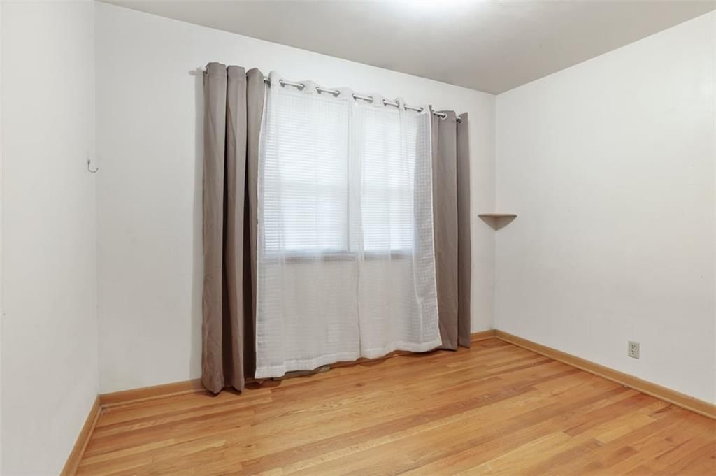 Photo 11 of 24 - 1603 NE 75th Street, Gladstone, MO 64118