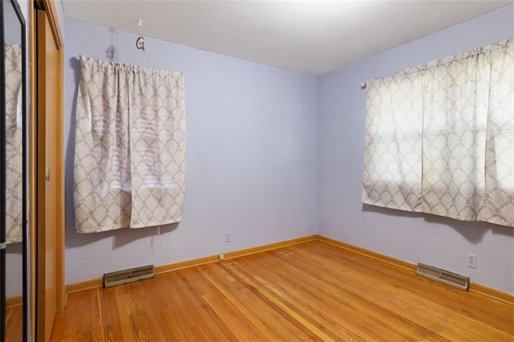 Photo 14 of 24 - 1603 NE 75th Street, Gladstone, MO 64118