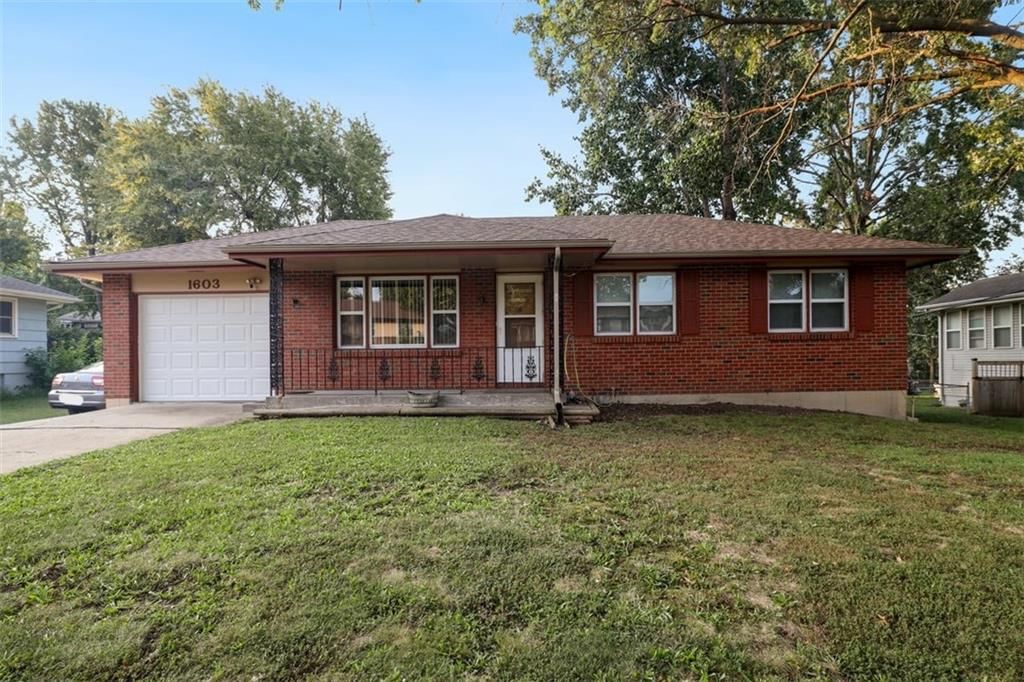 1603 NE 75th Street, Gladstone, MO
