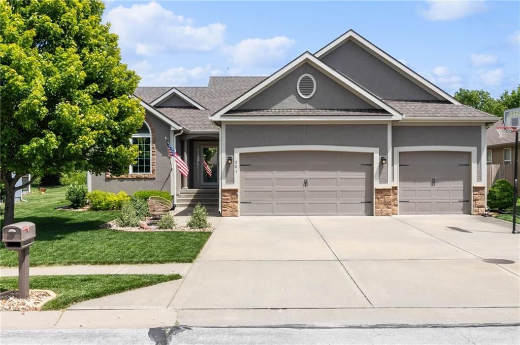 501 Briar Lane — photo 1