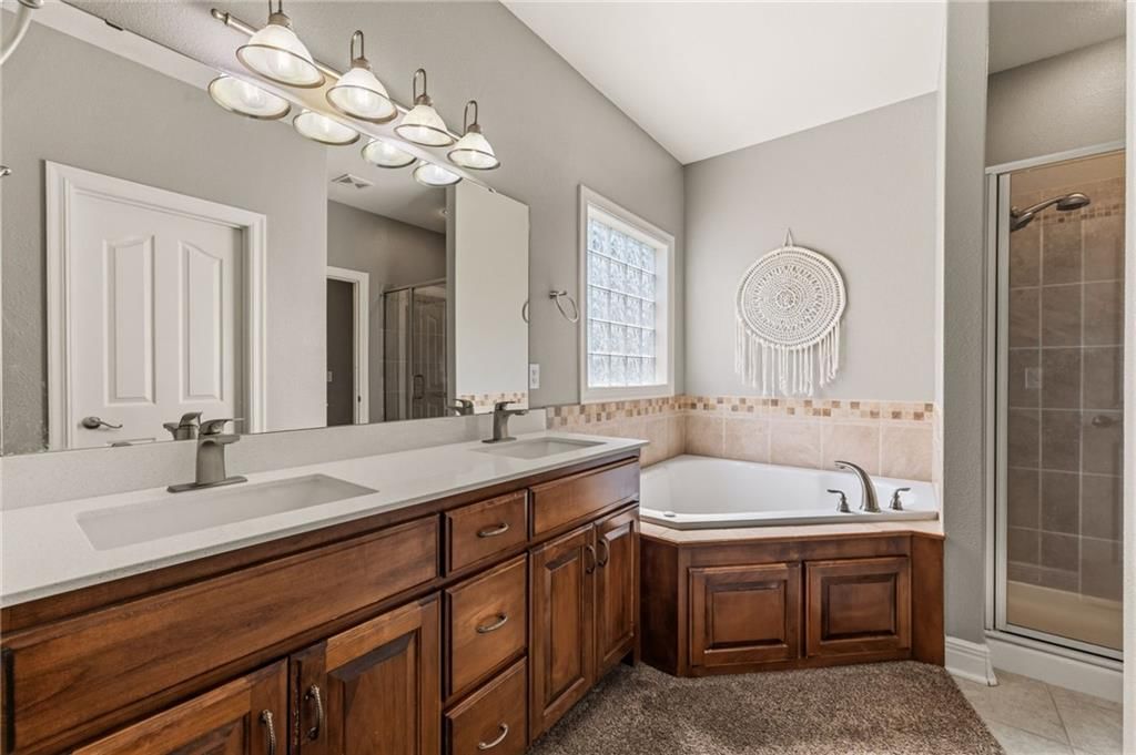 501 Briar Lane — photo 29
