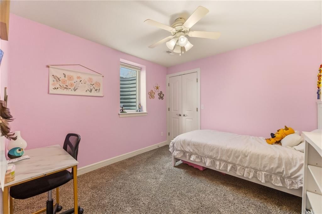501 Briar Lane — photo 44