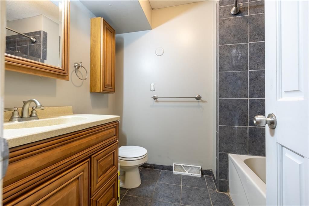 3710 Lakeside Drive — photo 20