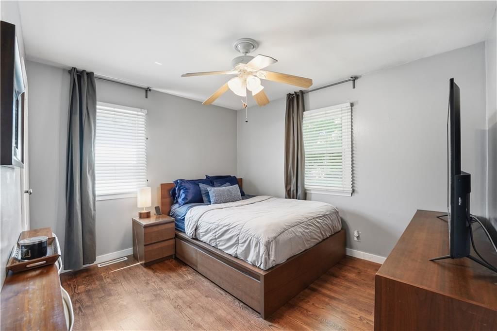 4013 S Spring Street — photo 10