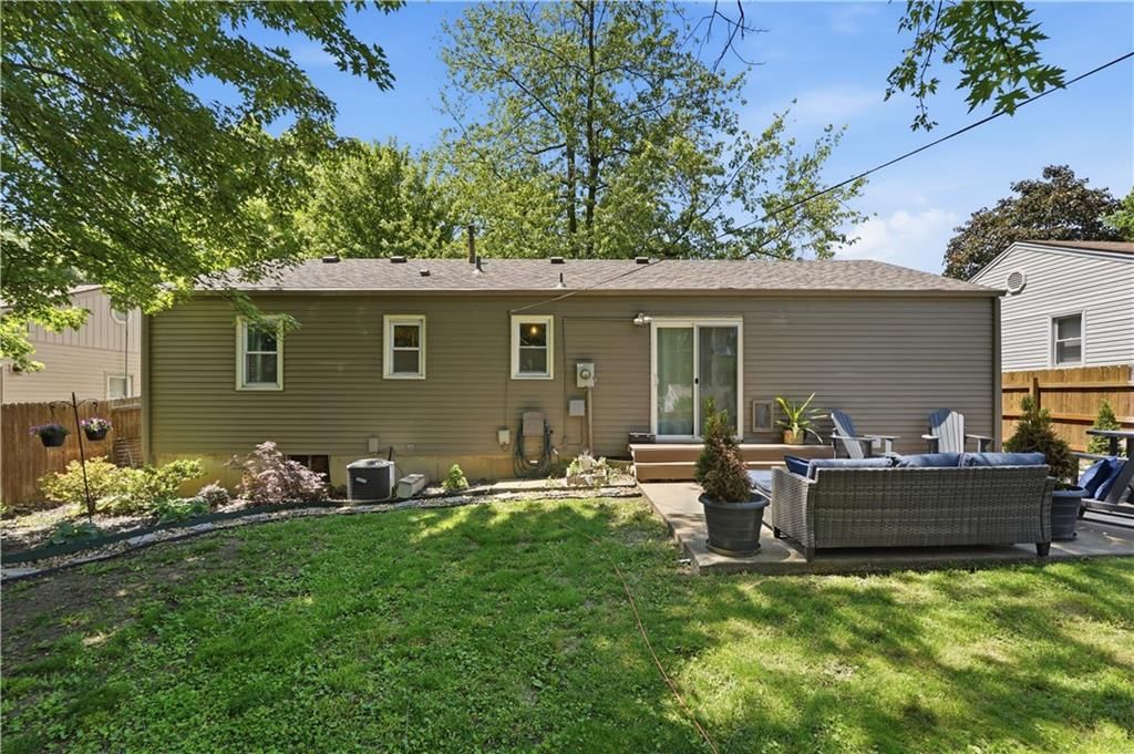 4013 S Spring Street — photo 24