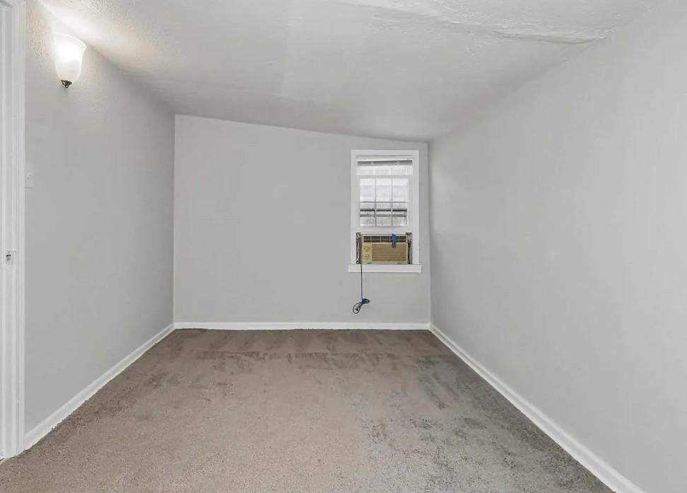 1831 E 81st Street — photo 9