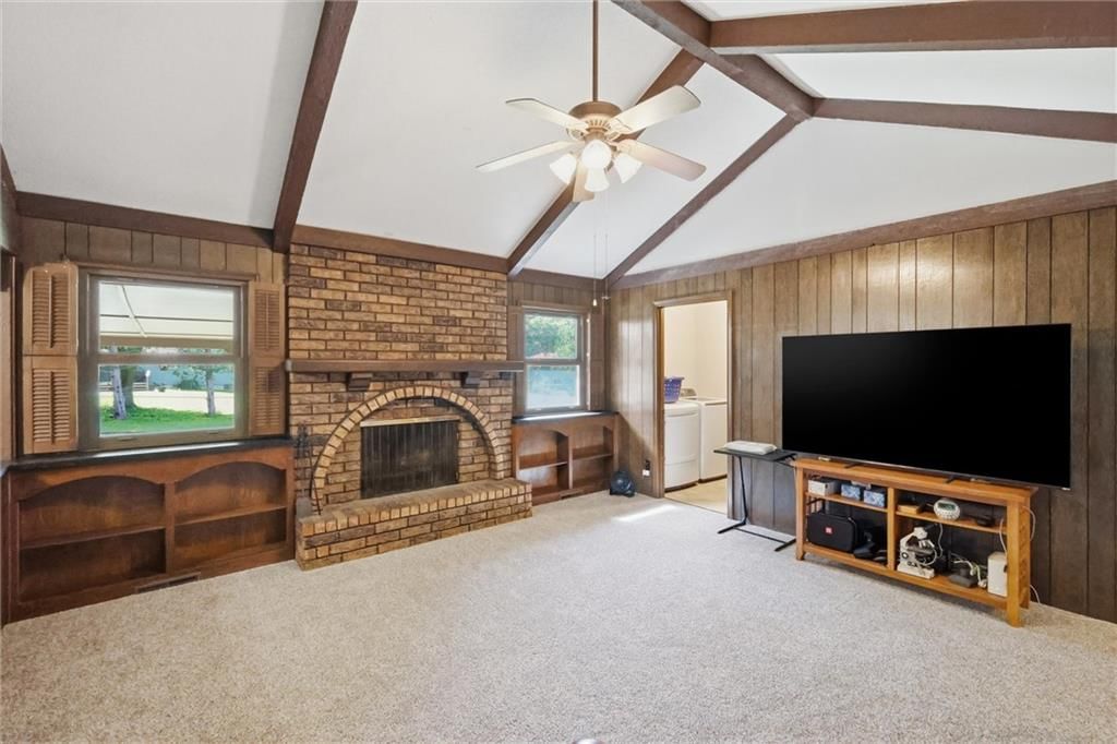 16512 Spring Valley Road — photo 5