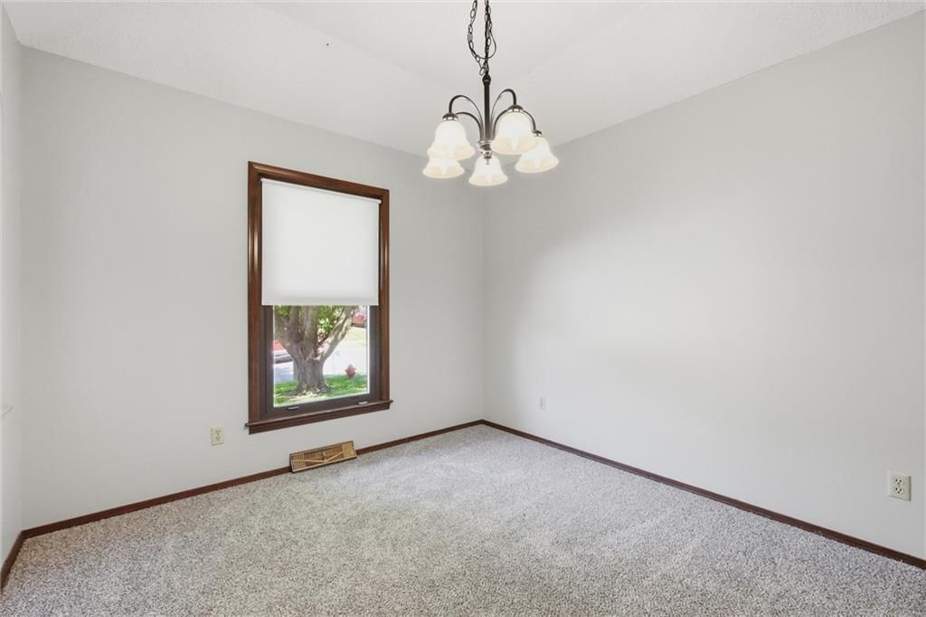 16512 Spring Valley Road — photo 14
