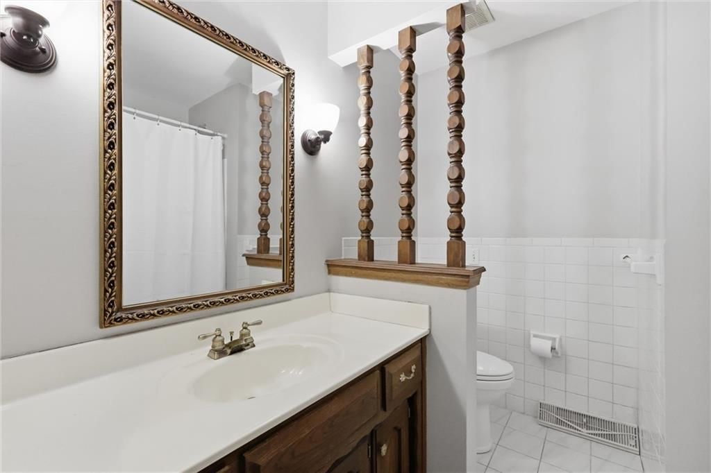 16512 Spring Valley Road — photo 19