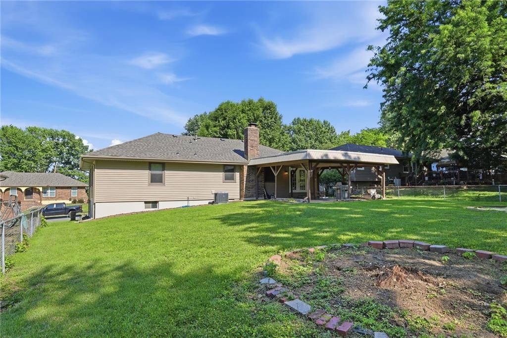 16512 Spring Valley Road — photo 30