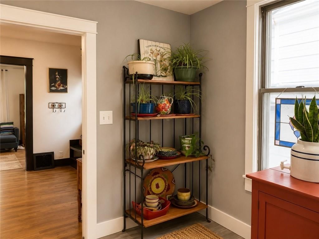 1007 Grand Avenue — photo 9