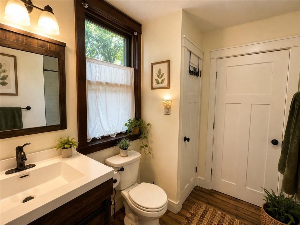 1007 Grand Avenue — photo 13