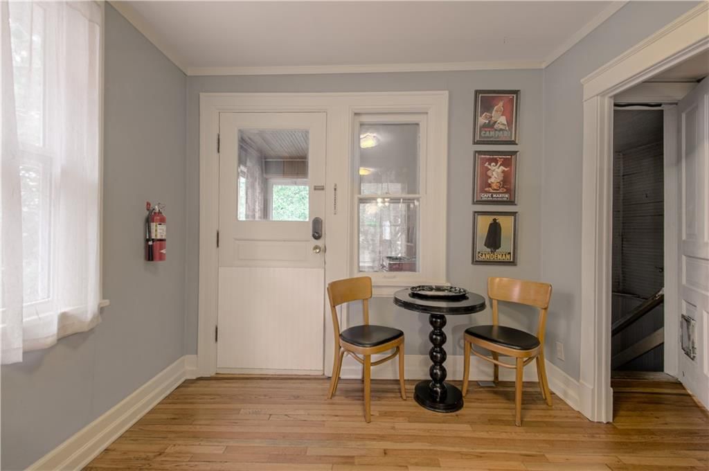 4215 Oak Street — photo 19