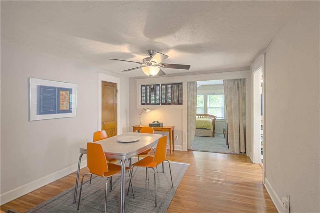 4215 Oak Street — photo 47