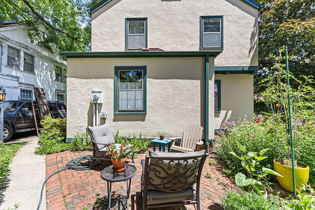 1012 Ashland Court — photo 4