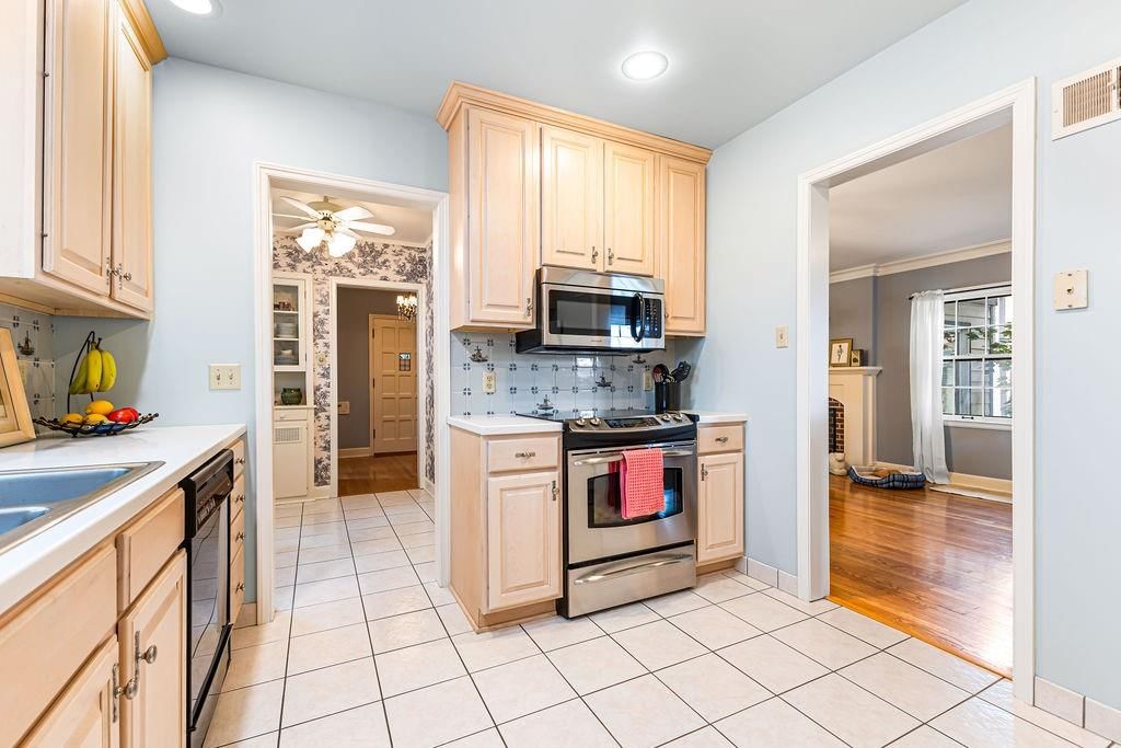 1012 Ashland Court — photo 18