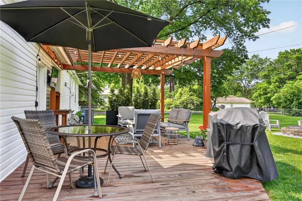9640 Hayes Street — photo 21