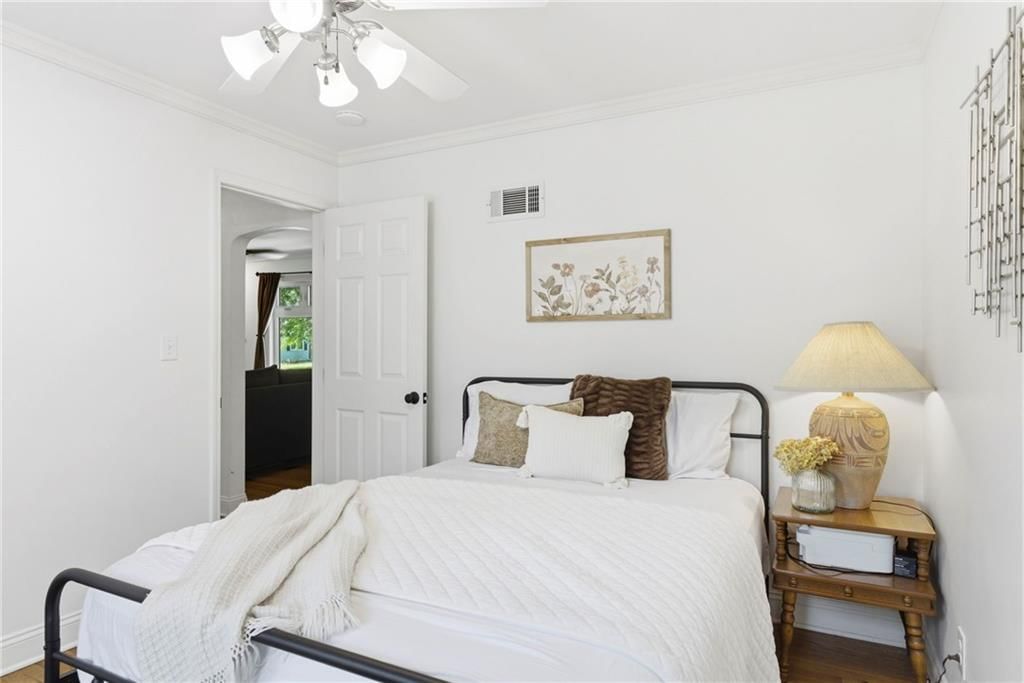 5213 Rosewood Drive — photo 14