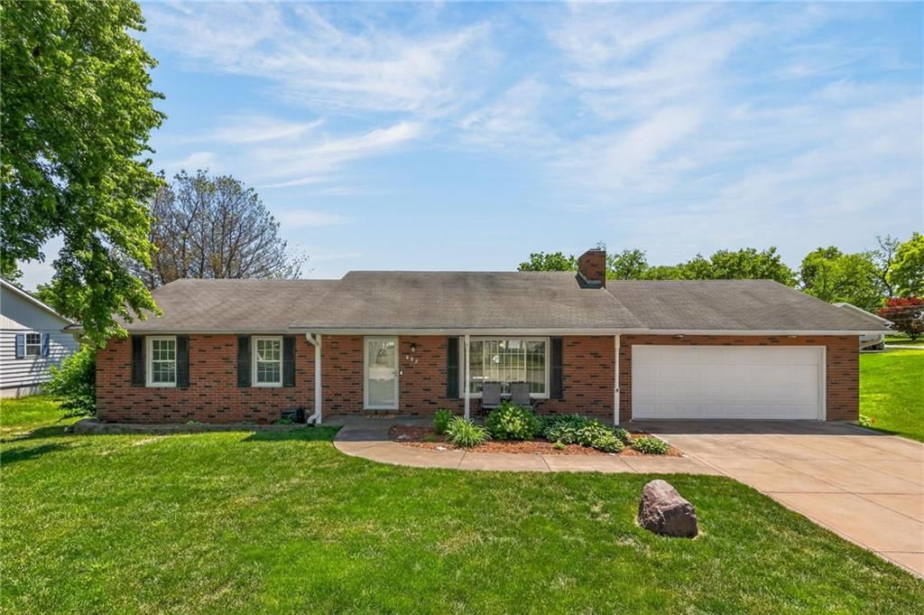 802 W Duncan Drive — photo 1