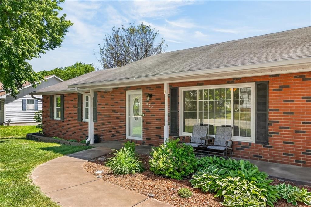 802 W Duncan Drive — photo 4