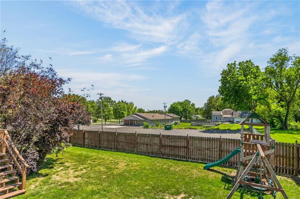 802 W Duncan Drive — photo 41