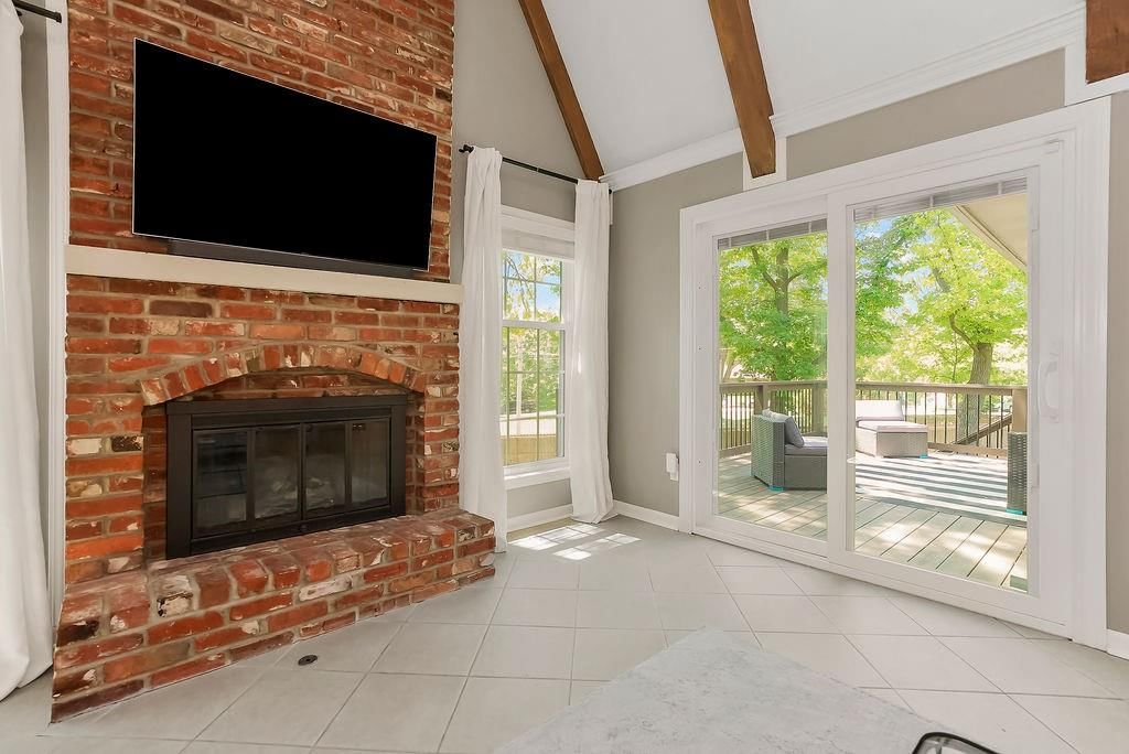 13433 W 80th Terrace — photo 8