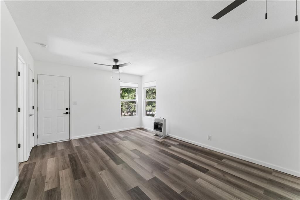 109 Maple Drive — photo 8