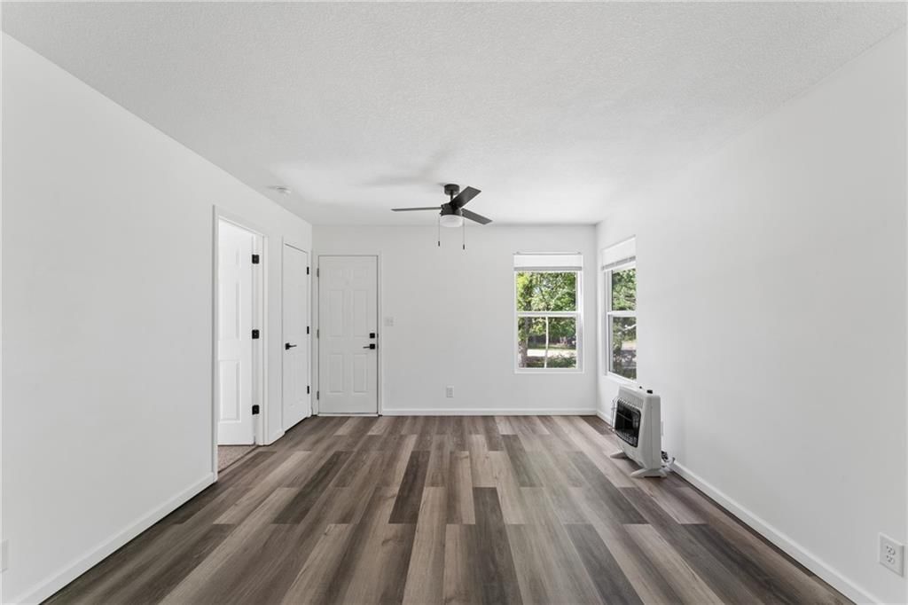 109 Maple Drive — photo 9