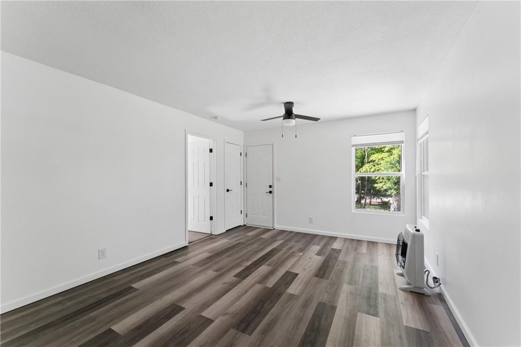 109 Maple Drive — photo 10