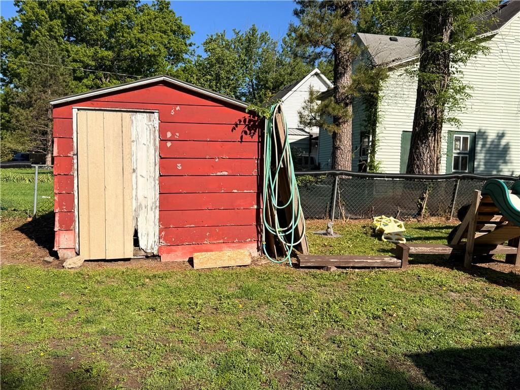 201 W Walker Street — photo 9