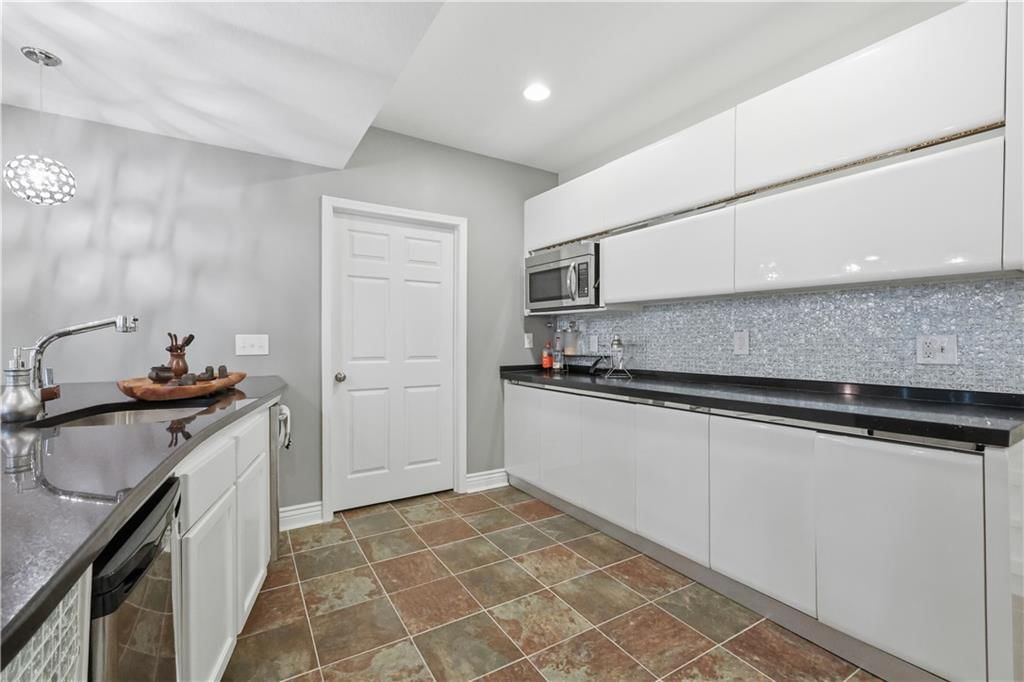 15505 Canterbury Street — photo 41