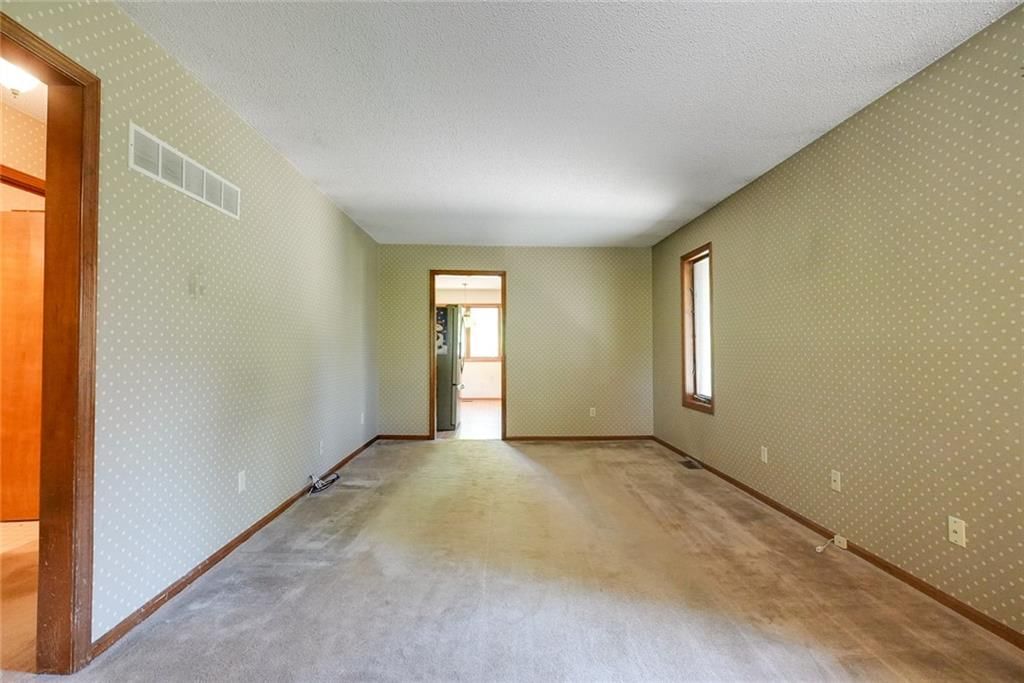 2811 Englewood Terrace — photo 9