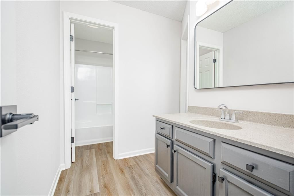 4612 NE Whispering Winds D Drive — photo 12