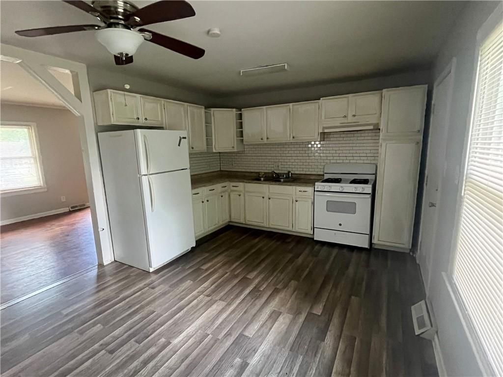 6010 E 149TH Street — photo 9