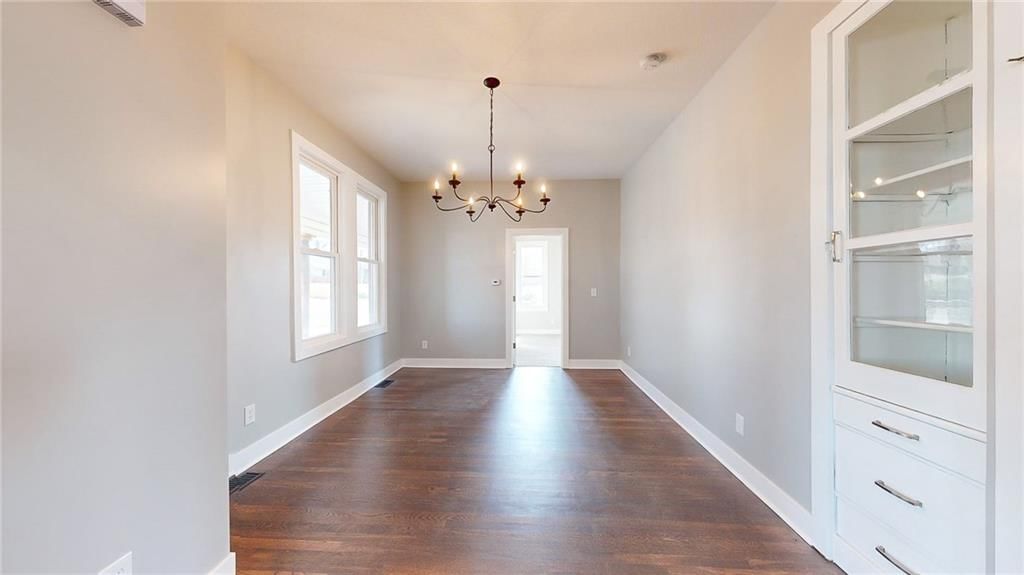 2110 Ashland Avenue — photo 12