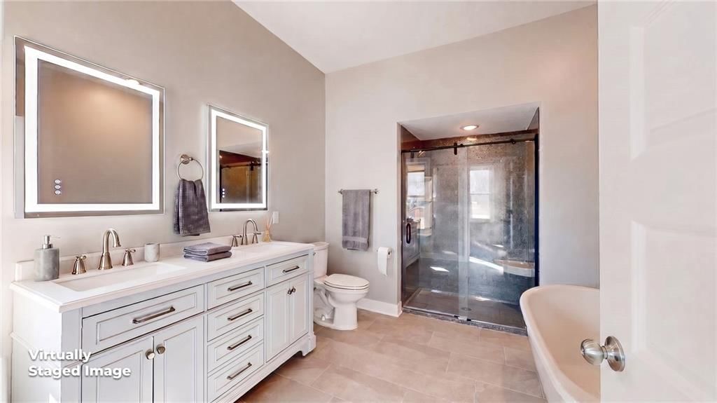 2110 Ashland Avenue — photo 20