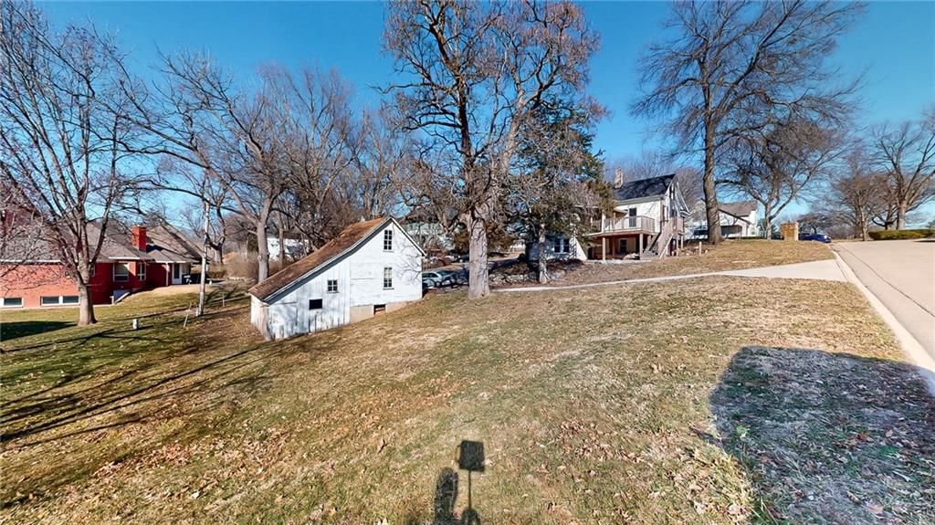 2110 Ashland Avenue — photo 34