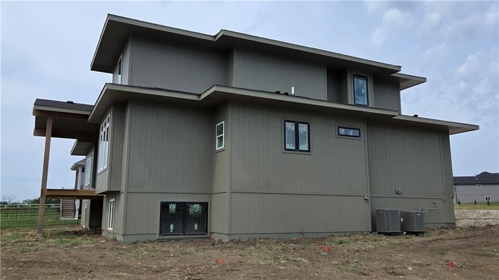 Photo 4 of 74 - 12501 W 184th Street, Overland Park, KS 66013