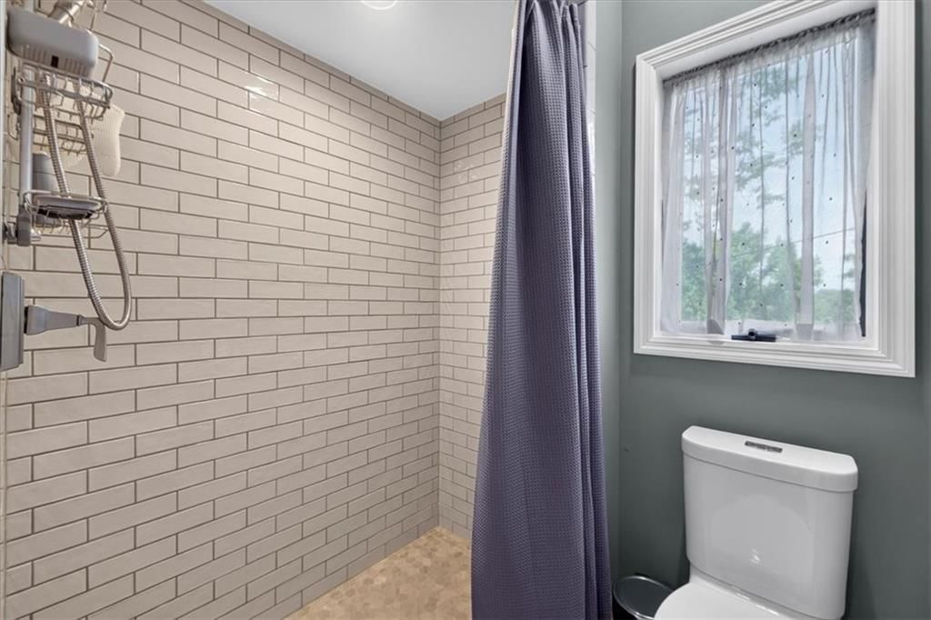 5226 Mercier Street — photo 39