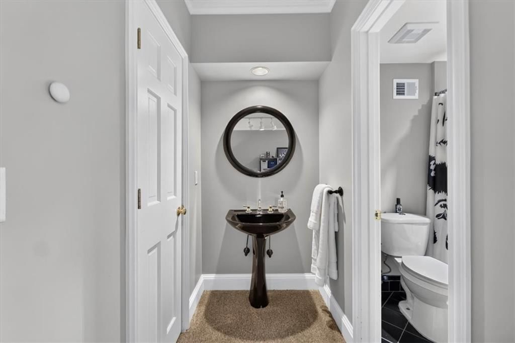 5226 Mercier Street — photo 66