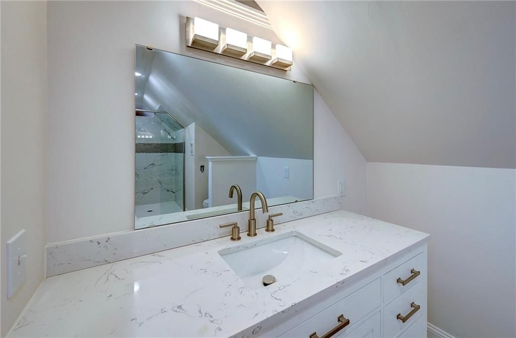 421 E 69th Terrace — photo 15