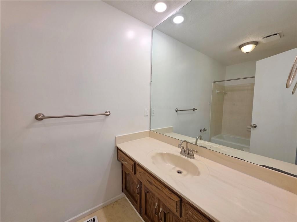 13945 S Summertree Lane — photo 13
