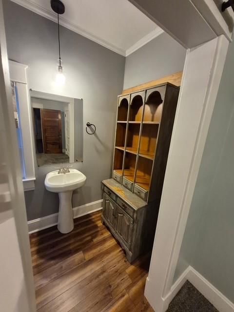 541 S Huttig Avenue — photo 37