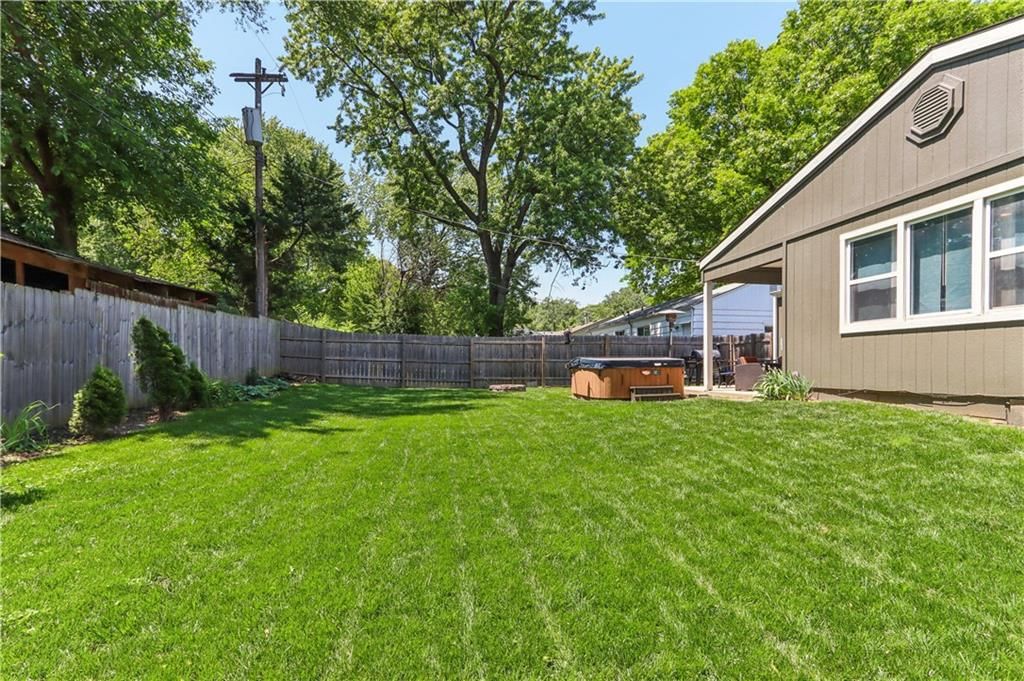 6109 W 54th Street — photo 20
