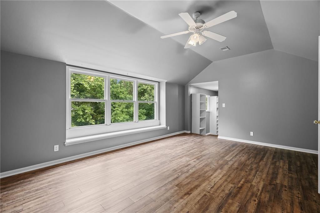 5812 MANOR Lane — photo 30