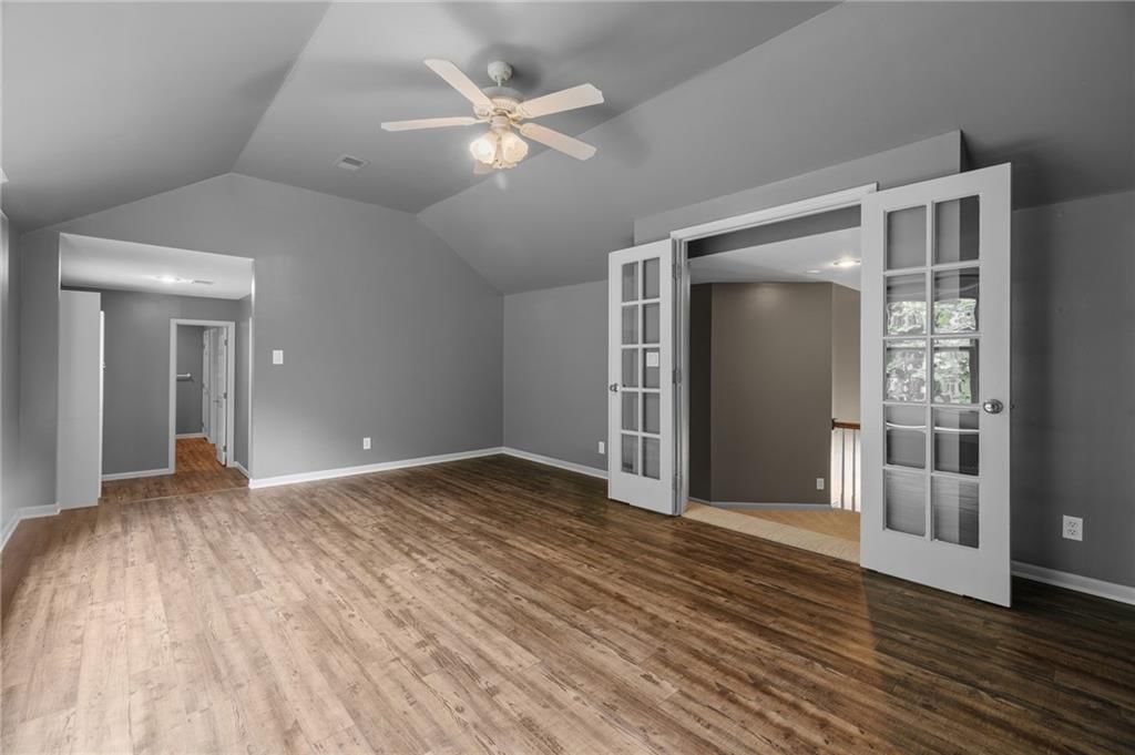 5812 MANOR Lane — photo 32