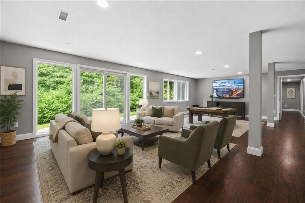 5812 MANOR Lane — photo 46
