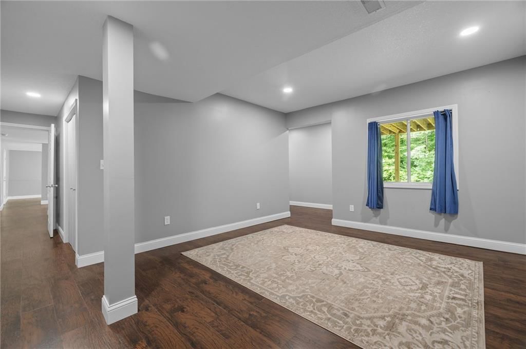 5812 MANOR Lane — photo 47